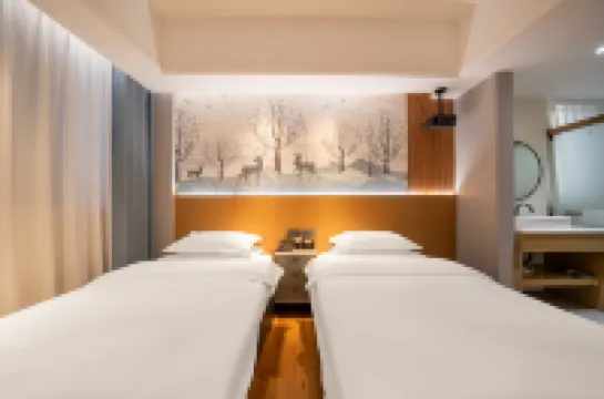 Baina International Apartment, People's Square, Chaozhou Ancient City