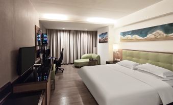 Yaxin Electric Sports Hotel (Longgang Shuanglong Branch)