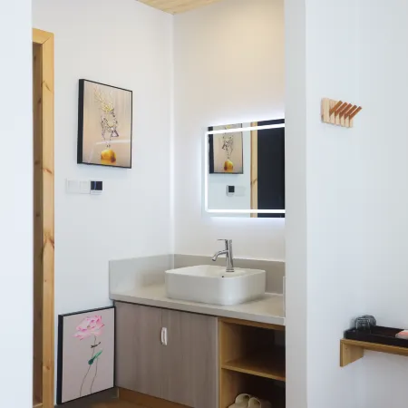 Cunhuan Homestay in Baihaba