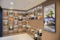 Celebrity Youngsun Xinhua Hotel