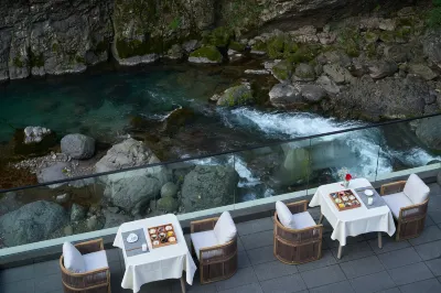 YUEXIGU VALLEY HOT SPRING HOMESTAY