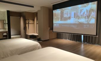 Binzhou Tangluyuan Hotel (Gongliu Street Lanbo Square Store)
