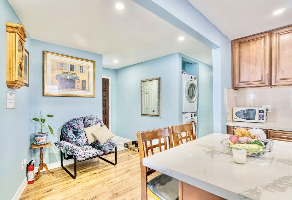 잘 갖춰진 주방 사진