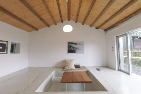 OwlStay Jiufen Wander Отели рядом с достопримечательностью «Wuer Chahu Shan/Teapot Mountain»