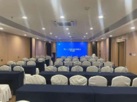 Jinzhou Star Hotel (Jinzhou Luoyang Road)