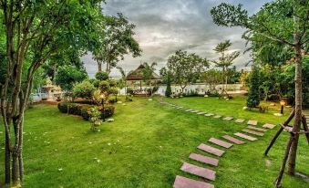 Baan Nam Pen Resort