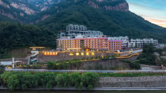 Yougu Zhilan Resort Hotel