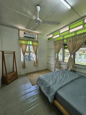 Balek Kualé Hotel dekat Pos Laju office