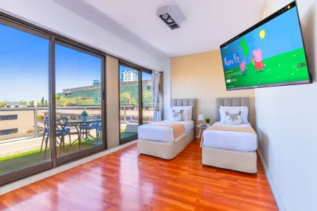 Luxury Apartments in Puerto Madero Отели рядом с достопримечательностью «Museo Historico de Cera»