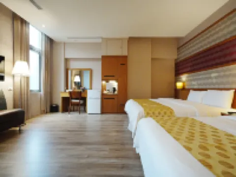 York Hotel Hotels near Bade Park