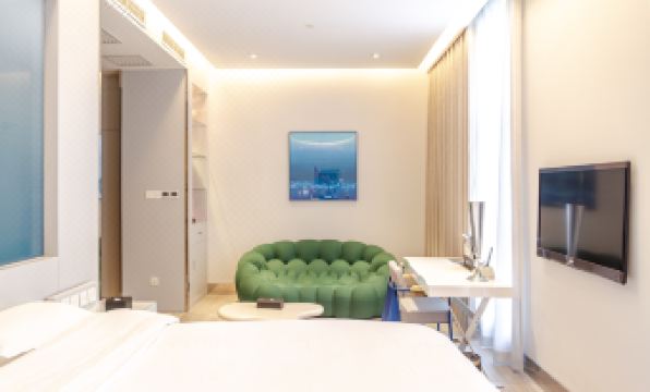 Shijia Boutique Hotel (Beijing Sanlitun Tuanjiehu Subway Station)
