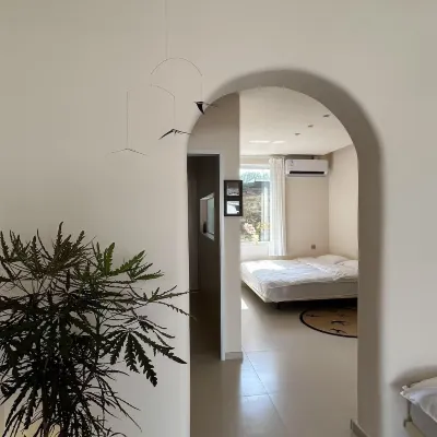 及塢民宿 燕塞湖鳥語林附近的飯店