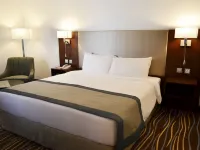 Copthorne Downtown Abu Dhabi Hotels near Gold Souk