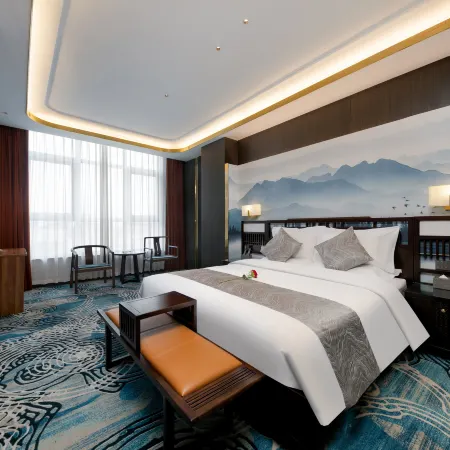 Zhengning Jinming Hotel