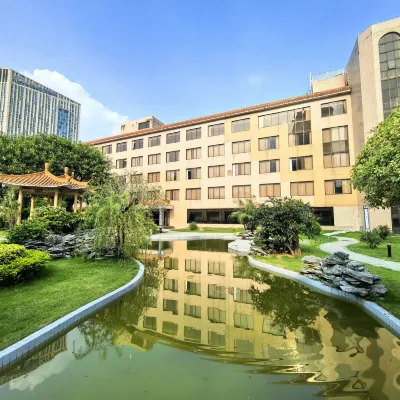 Yue Hai Hotel Hôtels à proximité de : Huangpu Old Port