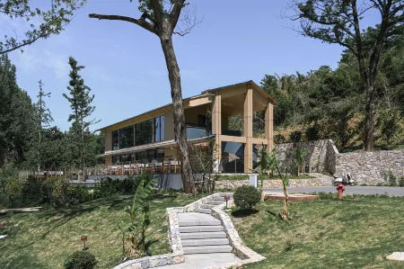 HITI ALRUO Отели рядом со станцией Fanchang West Railway Station