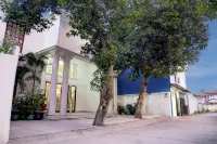 Hotel O Stasiun Cirebon Kejaksan Near Alun Alun Cirebon Formerly Family Homestay Hotels in Kedawung