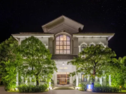 Melia Vinpearl Cam Ranh Beach Resort Hotels near Khu Du Lịch Bãi Dài