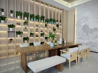 Urban Garden Hotel（Golmu Kunlun Square Store） Hotels in Golmud