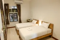 Au Samlor Guesthouse