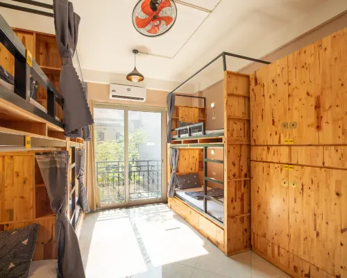 Hanoi Central Pod Hotels near Gia Lam
