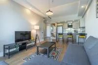 Maxi Sirius Town Cozy Stay Free Pool, Spa & Gym/Close to Beach&Mall