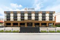 Rama 9 No.1 Hotel Hotel in zona Brighton Place