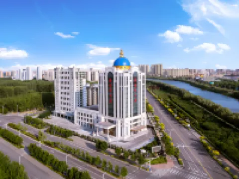 Lanou International store in Beihu Park. Hotels in Luannan
