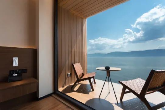 Shanhai Yunyue S  WAN  Lake View Inn