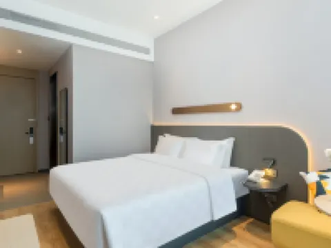 สาขาจินเจียง อินน์ (เวอร์ชัน 5.0 สถานีรถไฟความเร็วสูงเต๋อชิง เทียนอัน หยุนกู่) โรงแรมในเต๋อชิง