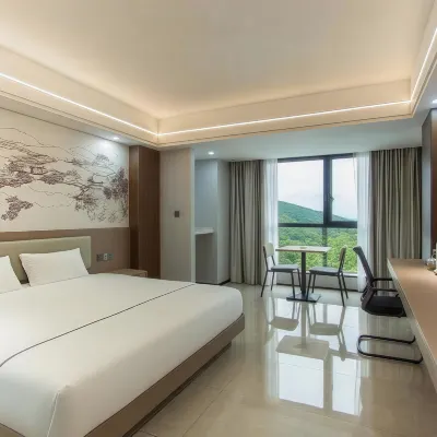 Haiyue Hotel (Sanjiang Trade City, Free Airport Shuttle, Self-Service Laundry) Hotels near Northern Bus Station