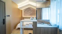Rongcheng Sanmianhai BoutiqueHotel - balcony