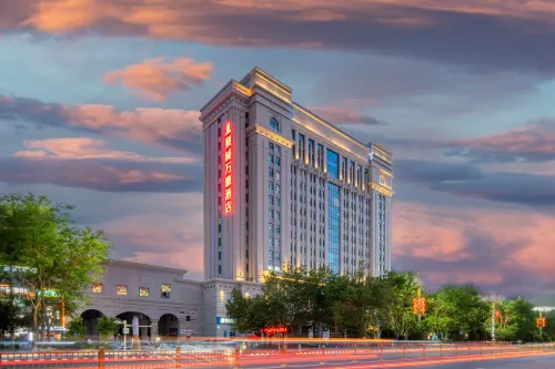 Korla Marriott Hotel Pear City