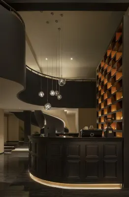 Yichi·Tianmu Velarium Gilded Aesthetics Hotel (Guanshanhu Fuli Center Branch) Hotel dekat Jinyangke Station