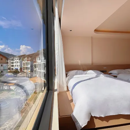 Yue Yunjing | SUNNY HOUSE Vacation Apartment (Libo Xiaoqikong East Gate Ticket Hall)