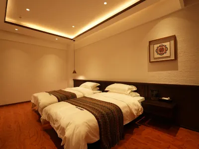 Gardon ·Nojigobo Estate Hotels near Red Religion Temple