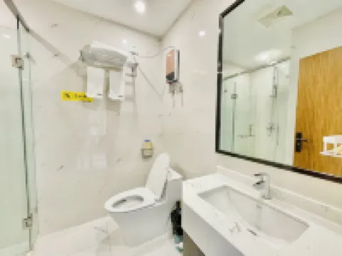 Lanshe River View Boutique Stay (Gaozhuang Xishuangjing Starlight Night Market)