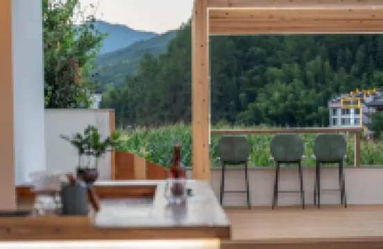 Wuyuan·Left Bank Meisu (Huangling Scenic Area Store)