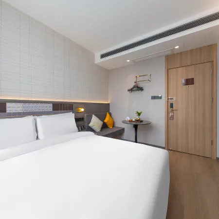 Homeinn Plus Hotel (Quanzhou Quanshang Global Plaza) โรงแรมในจิ้นเจียง