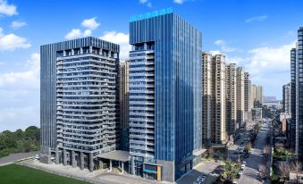 City Comfort Inn (Xi'an North Railway Station; Fengchengjiu Rd. metro station)