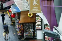 Royal Lodge @ Pagoda Street - Hostels