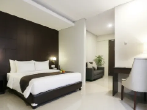 Horison Ultima Singkawang Hotels in Sedau