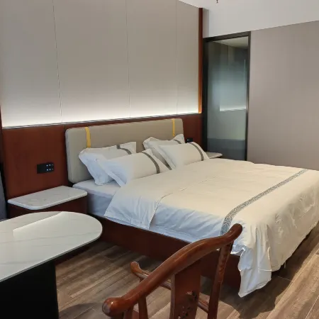 Lvqingchun Boutique Stay (Wanda Plaza)