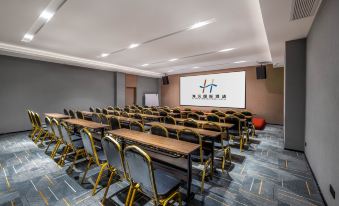 HI YARD INTERNATIONL HOTEL