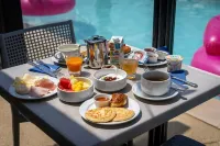 Hotel Caiman Hotels in Pierrelatte