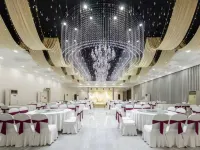 Xinhong Hotel Hotels in Weiyuan