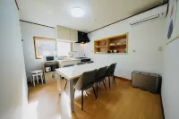 10 min to Fuji-Q | 6 min to Lake Kawaguchiko | 4 min to Open-Air Onsen | BBQ Area | Sleeps 12 Hotels in Narusawa