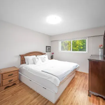 Gorgeous garden 3BR short or long term rental