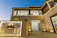 Yuejia Hotel (located within the Xitang Ancient Town Scenic Area) - 3-Star