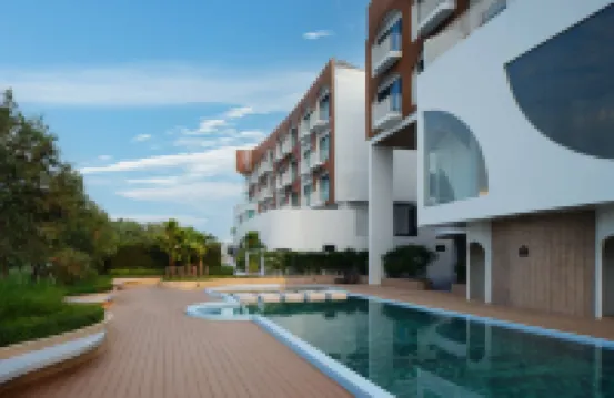 Phetara Hotel Mahachai by PCL